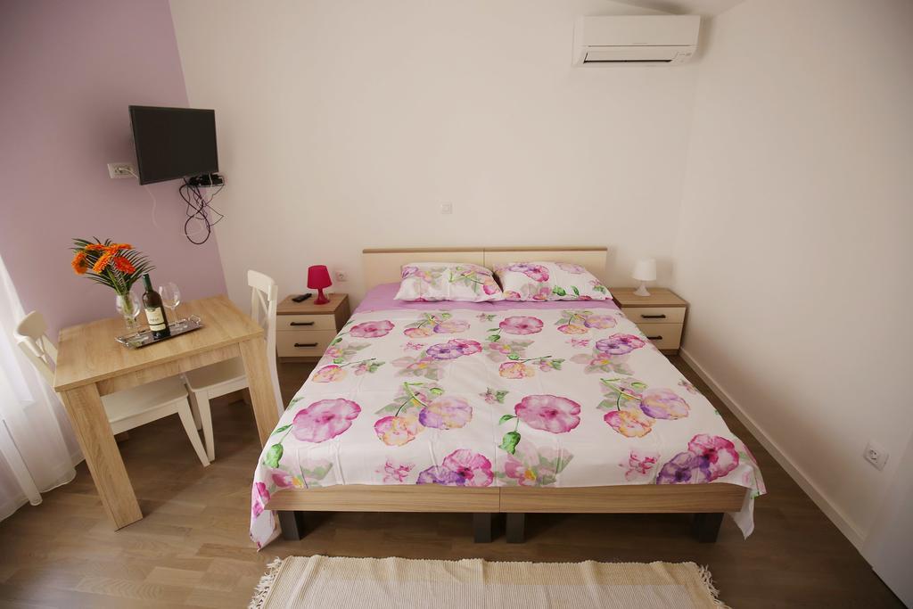 Apartments Agava Zadar Exterior photo